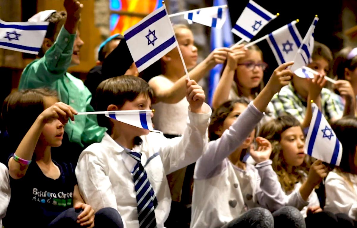 Children waving flag